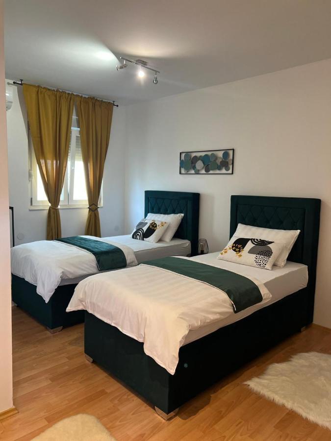 Matic Apartments Split Bagian luar foto