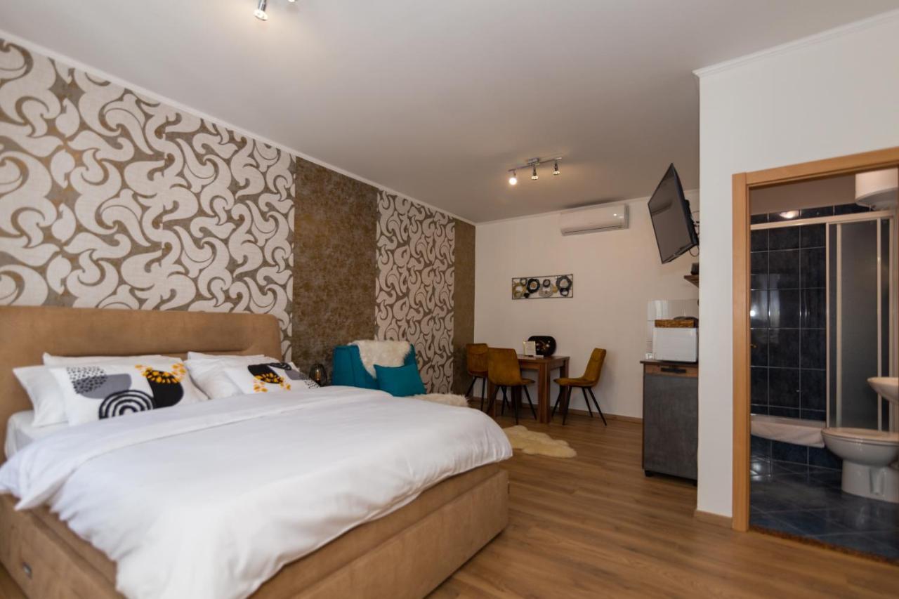 Matic Apartments Split Bagian luar foto