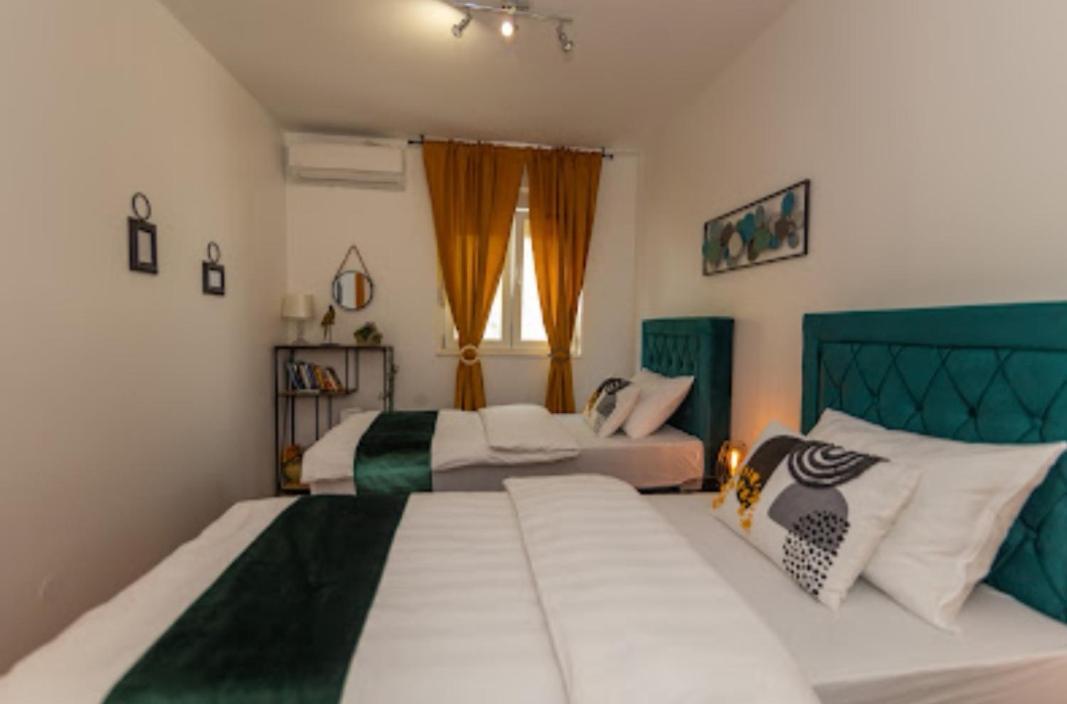 Matic Apartments Split Bagian luar foto